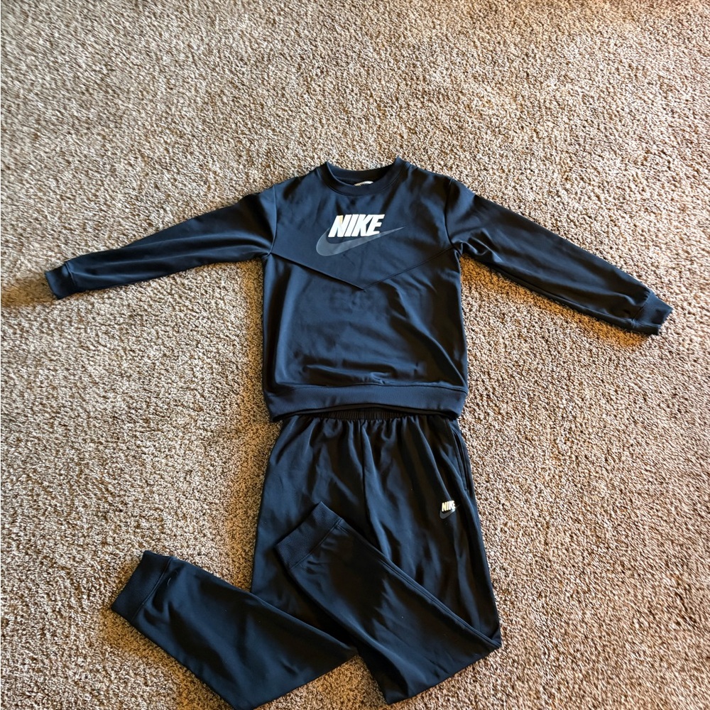 Nike Kid Black Sweat Suit